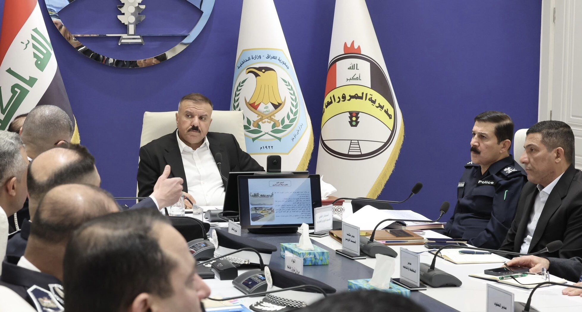 توجيه بإنهاء ملف المركبات المسجلة في المشروع الموازي ونقلها إلى الوطني