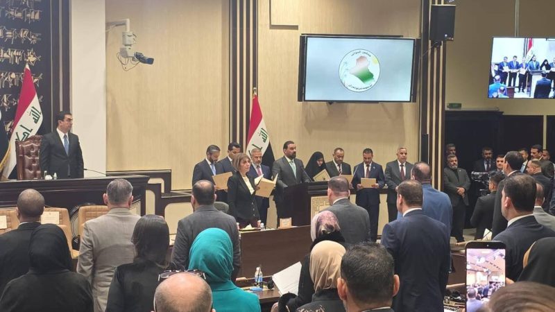 7 وزراء يؤدون اليمين الدستورية كنواب في الدورة النيابية السادسة