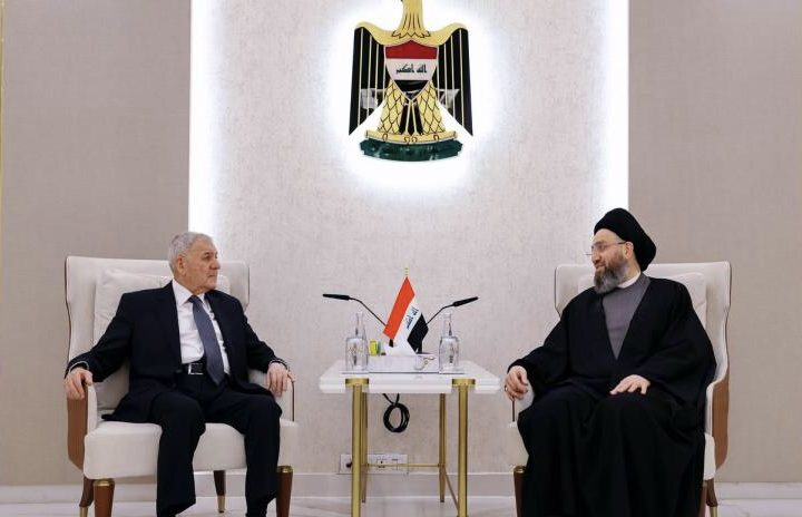 السيد الحكيم يستقبل رئيس الجمهورية ويؤكد أهمية استكمال الاستحقاقات لتعزيز الاستقرار السياسي