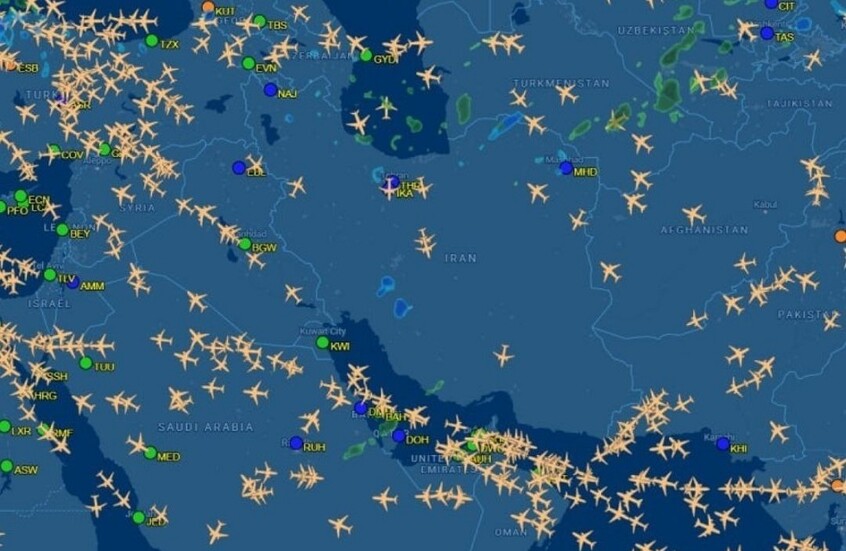 إيران تعلن عودة الملاحة الجوية إلى طبيعتها