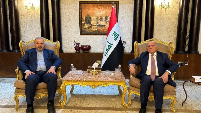 وزير الخارجية يتسلم رسالة من نظيره الإيراني تتضمن أبرز القضايا الدولية والأوضاع في المنطقة