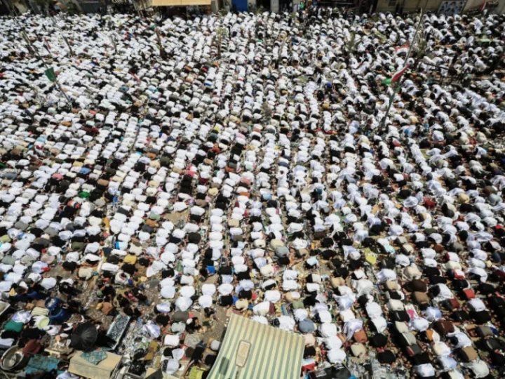 وزير الصدر يدعو إلى اقامة صلاة موحدة الجمعة في ميسان