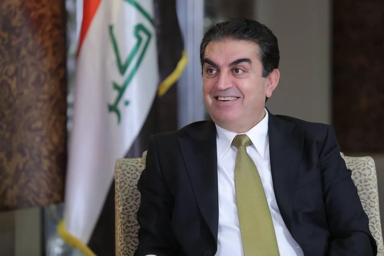 مكتب الأتروشي يوضح بشأن بيان عيد الجيش دعا فيه المؤسسة العسكرية إلى الإلتزام بالدستور دون تهنئته