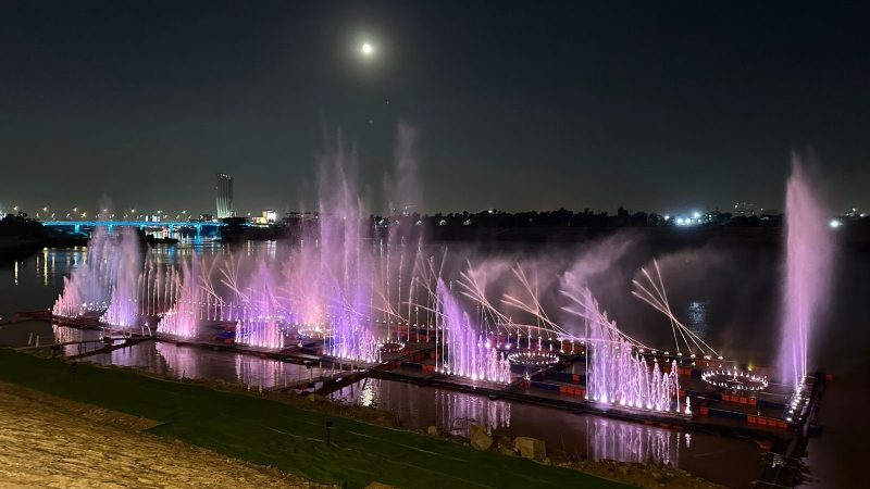 أمين بغداد: إنجاز أول نافورة داخل حوض نهر دجلة