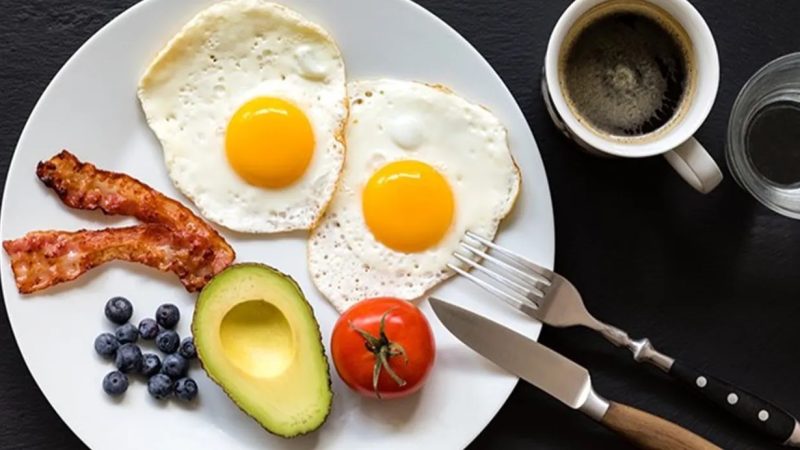 عادات يومية شائعة قد تحرمك من فوائد طعامك