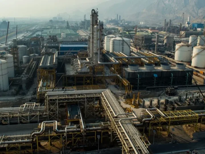 وكالة فارس: قصف على منشآت للطاقة في أصفهان وخرمشهر