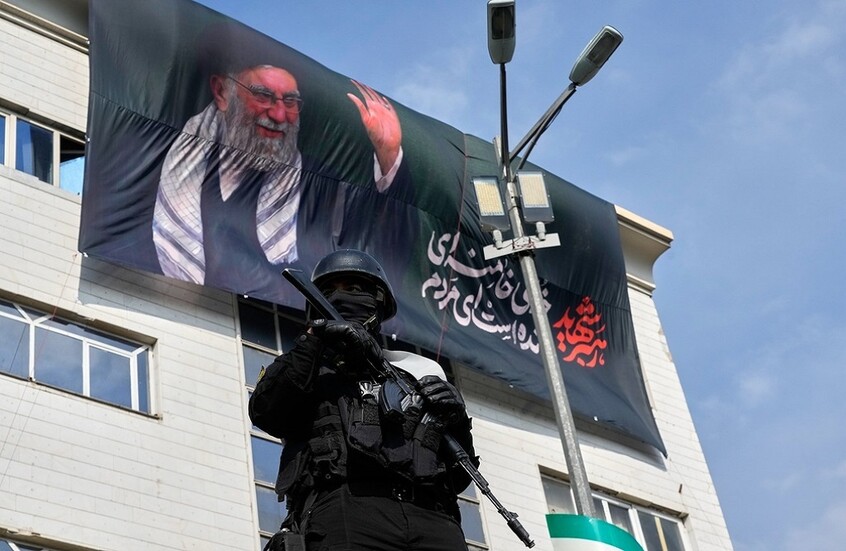 إيران تعلن اعتقال 97 عميلا لإسرائيل وتفكيك خلايا مسلحة في خوزستان