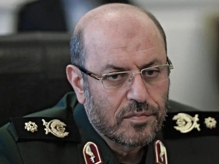 إعلام إيراني: تعيين حسين دهقان أمينا للمجلس الأعلى للأمن القومي الإيراني خلفا للاريجاني