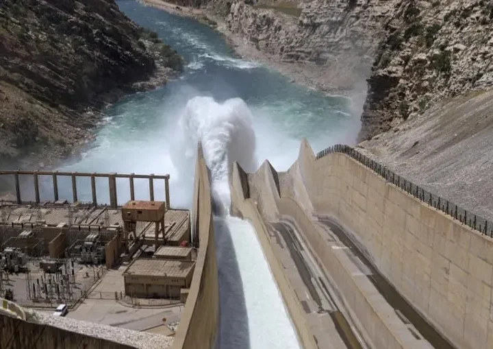 كوردستان تحذر السكان من ضفاف الأنهار.. الأمطار رفعت خزين دوكان ودربنديخان