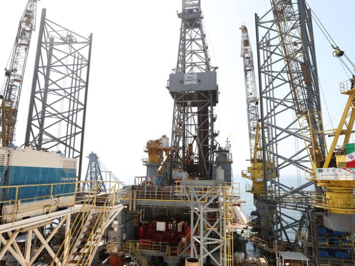 أسعار النفط تحلق بعد هجوم استهدف أكبر حقل غاز في العالم