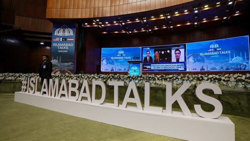 ماذا حدث في إسلام آباد؟.. “نيويورك تايمز” تحدد النقاط الثلاث التي تفصل العالم عن التصعيد