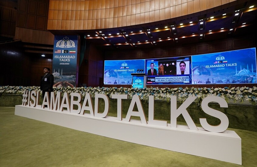 ماذا حدث في إسلام آباد؟.. “نيويورك تايمز” تحدد النقاط الثلاث التي تفصل العالم عن التصعيد