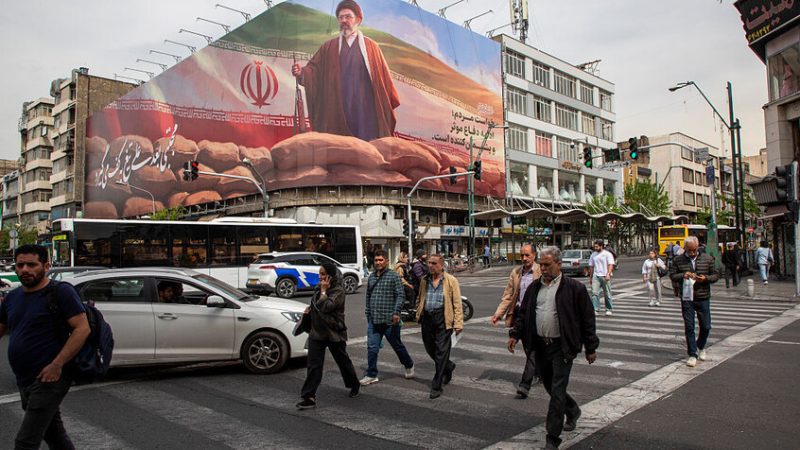 المرشد الإيراني: فصل جديد يتشكل في الخليج ومضيق هرمز