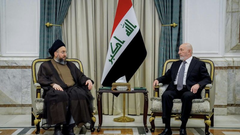 رئيس الجمهورية والسيد الحكيم يؤكدان على الإسراع في حسم منصب رئيس الوزراء