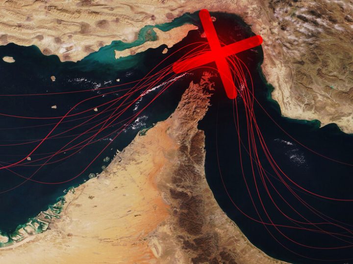 مستشار خامنئئ: وهم حصار مضيق هرمز سيؤدي إلى مفاجآت جديدة وفتح جبهات جديدة ضد نظام الهيمنة