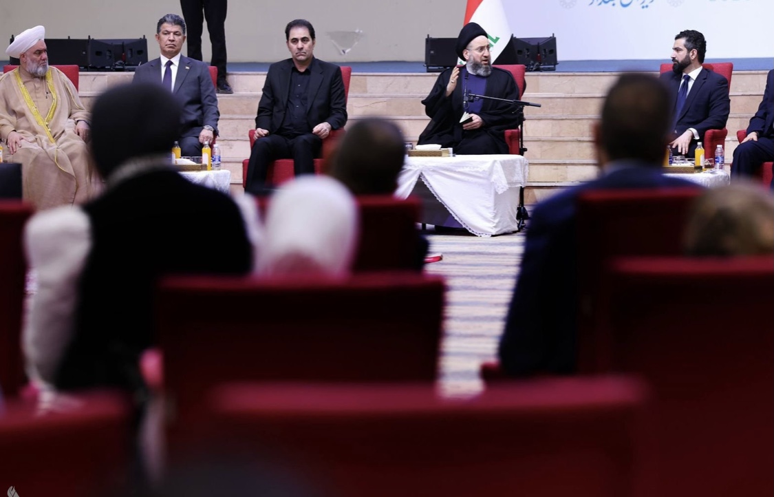 السيد الحكيم يؤكد ضرورة انفتاح العراق على محيطه وتنويع مصادر تصدير النفط