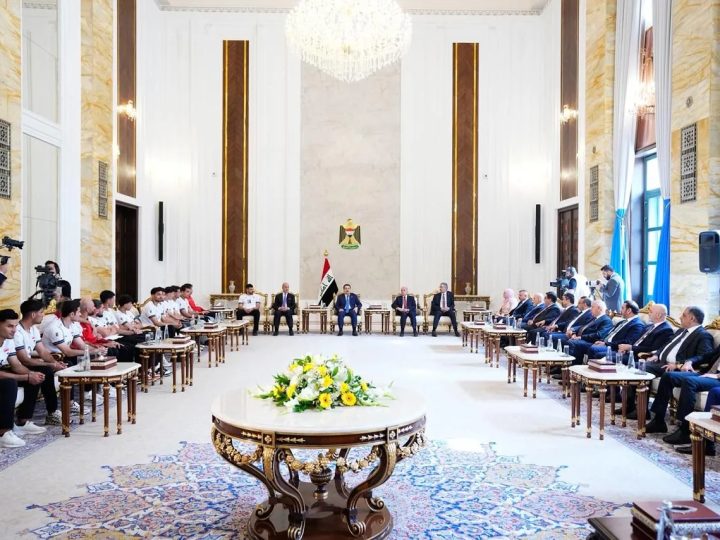 جواز دبلوماسي ودور سكنية ومتحف وأغنية.. مجلس الوزراء يصدر حزمة توجيهات لتكريم المنتخب الوطني