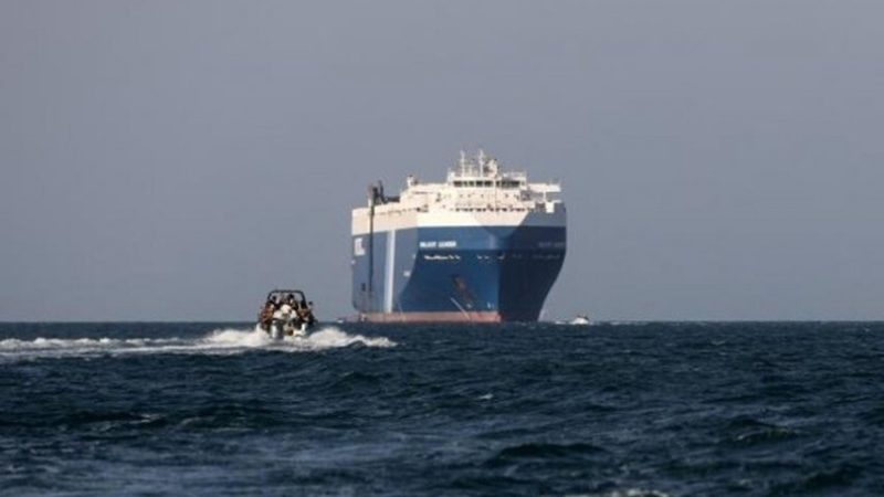 الحوثيون : كل الإنس والجن سيكونون عاجزين عن فتح باب المندب!