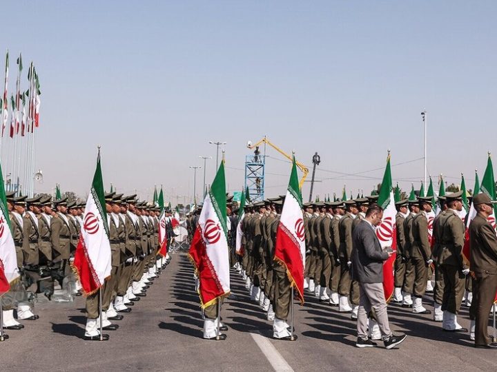 الحرس الثوري يعلن ضرب سفينة إسرائيلية وقاعدة أمريكية وأهداف عسكرية وصناعية في تل أبيب والخليج