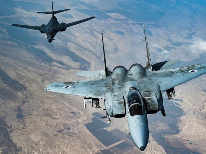 “بلومبيرغ” عن مصادر: واشنطن تسحب صواريخها الشبحية من المحيط الهادئ وتحشدها للحرب على إيران