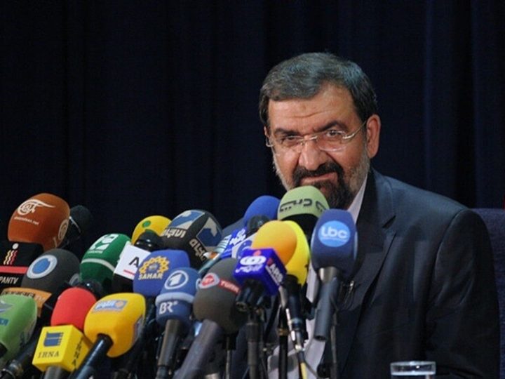 مستشار المرشد الإيراني: نتنياهو يجبر ترامب على الانتحار السياسي