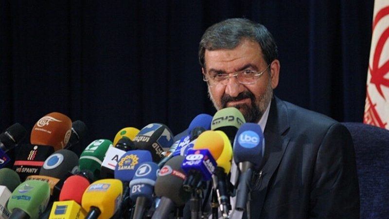 مستشار المرشد الإيراني: نتنياهو يجبر ترامب على الانتحار السياسي