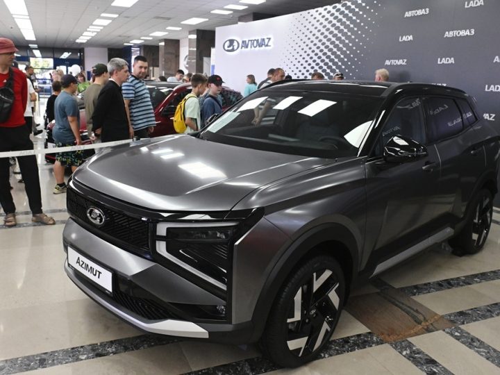 “لادا” تستعرض سيارتها الجديدة لأول مرة في أوزبكستان