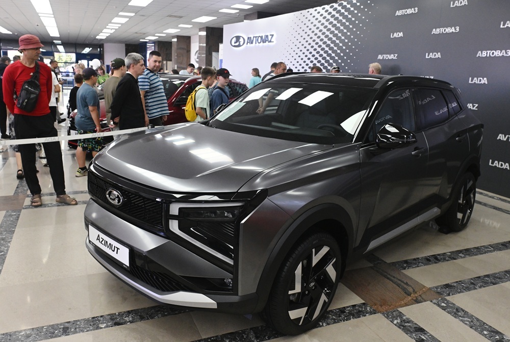 “لادا” تستعرض سيارتها الجديدة لأول مرة في أوزبكستان