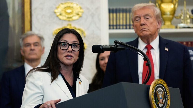 وزيرة العمل الأمريكية تقدم استقالتها على خلفية اتهامات بسلوك “غير أخلاقي”