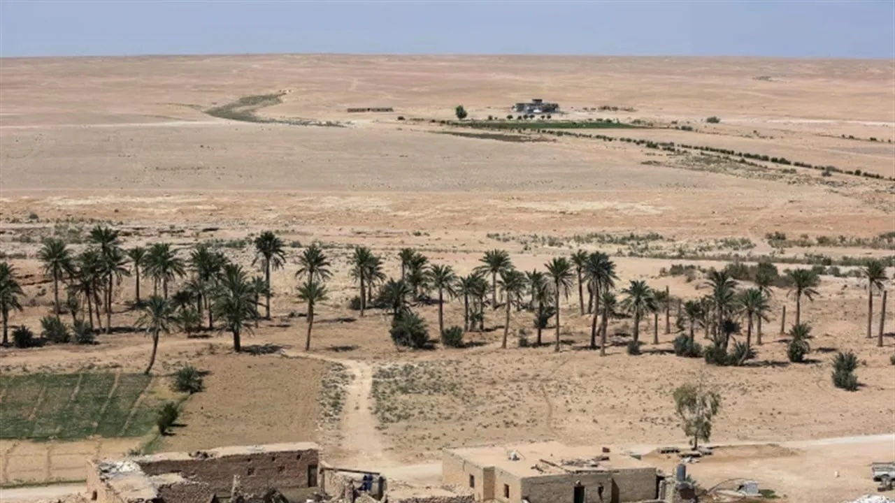الدفاع: عثرنا على بقايا صواريخ موجهة في صحراء النجف وفرضنا طوقاً على المنطقة