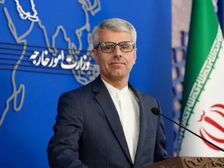 طهران تتهم واشنطن بزعزعة استقرار المنطقة وتدعو الصين للتحذير من السياسات الأمريكية