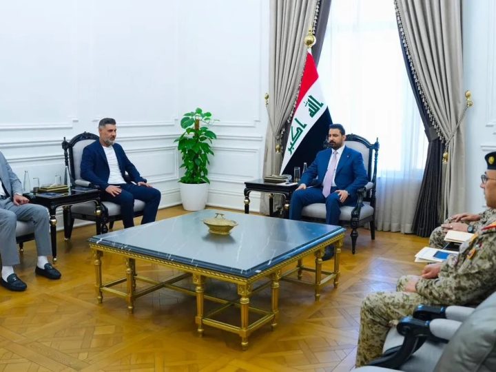 الزيدي ووفد ممثل عن السيد الصدر يضعان آلية لانضمام سرايا السلام إلى القوات الأمنية العراقية