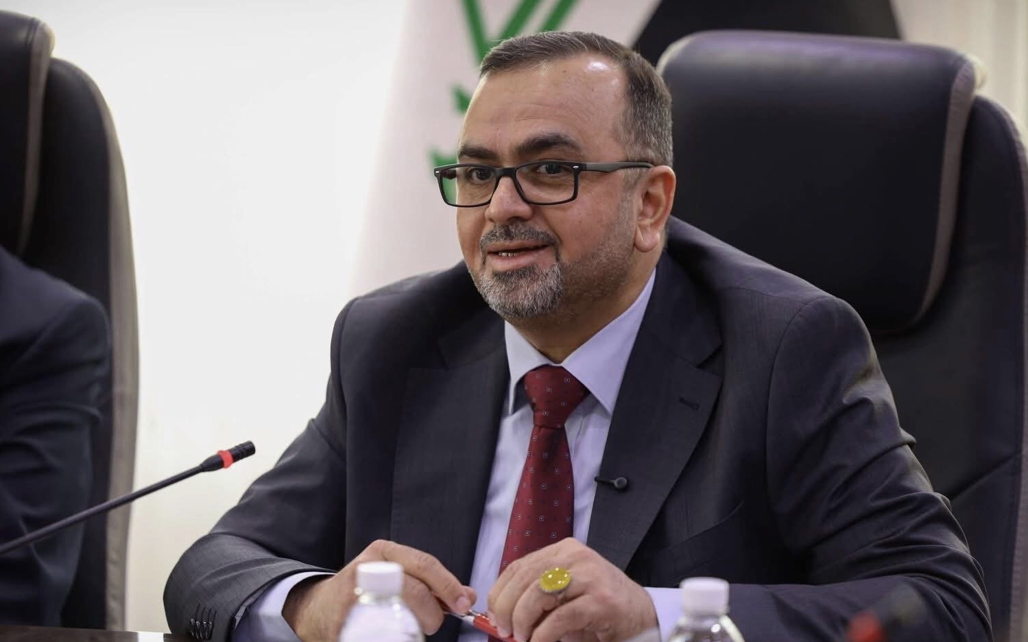 وزير الصحة يوجه بالتحقيق في وجود تلوث مائي بمحافظة النجف
