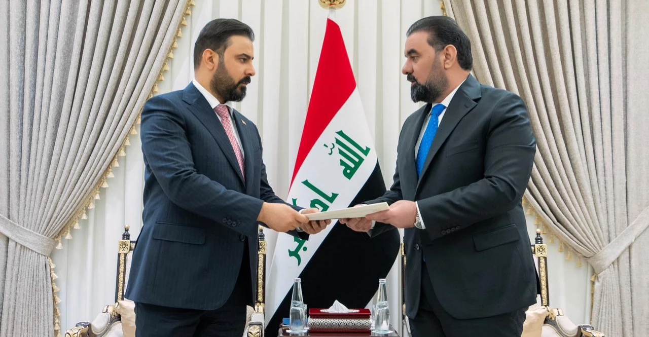 الزيدي يسلم المنهاج الوزاري إلى مجلس النواب تمهيداً لمنح الثقة