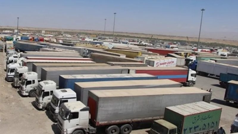 المنافذ: منفذ ربيعة يشهد عبور أول دفعة شاحنات ترانزيت من تركيا إلى العراق عبر سوريا