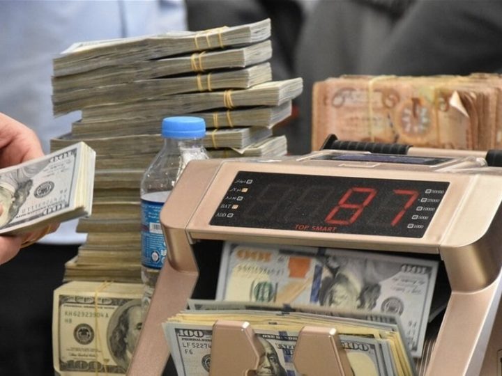 أسعار صرف الدولار تحلق بالأسواق المحلية