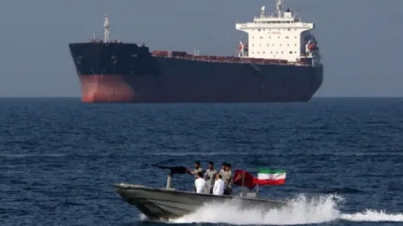 إيران تعلن جاهزية موانئها لتقديم الدعم والخدمات للسفن في مضيق هرمز