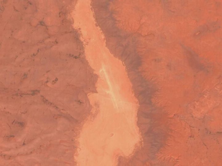 “معاريف” تكشف تفاصيل قاعدة إسرائيلية سرية في صحراء العراق لدعم العمليات ضد إيران