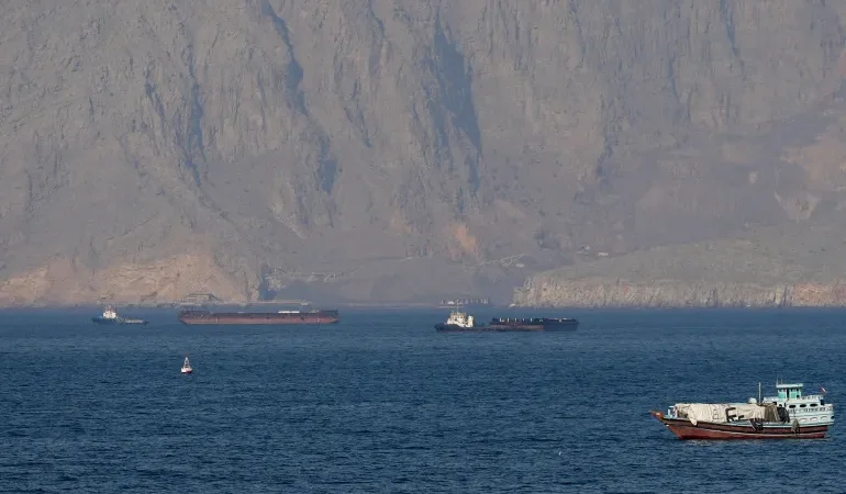 العراق وباكستان يبرمان تفاهمات مع إيران لضمان عبور شحنات الطاقة عبر مضيق هرمز