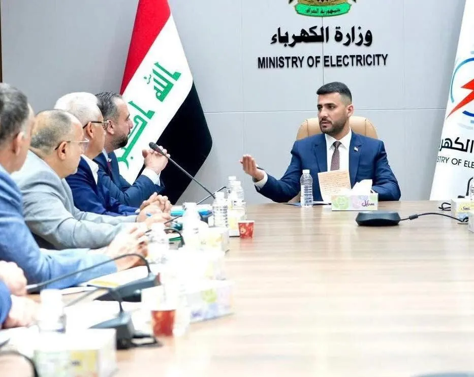 وزير الكهرباء يوجه بالاستجابة السريعة خلال عطلة العيد لمتابعة الصيانات والشكاوى