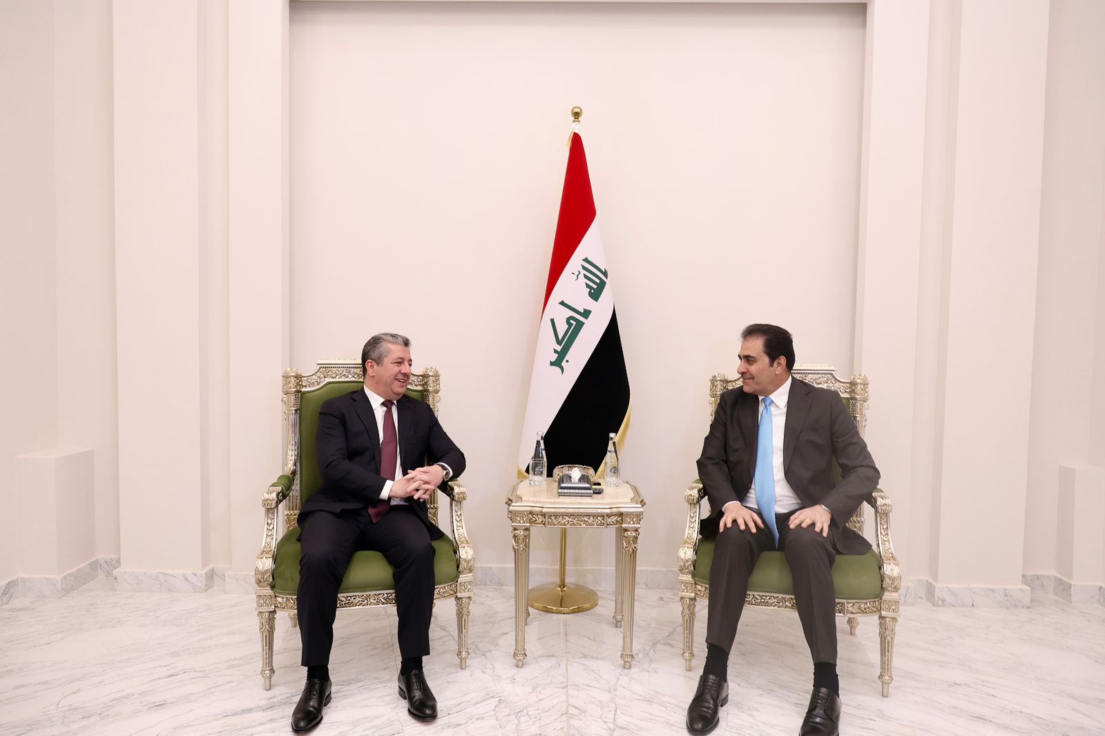 المندلاوي وبارزاني يؤكدان على أهمية تكثيف الجهود لتعزيز ركائز مؤسسات الدولة ومعالجة الملفات المهمة