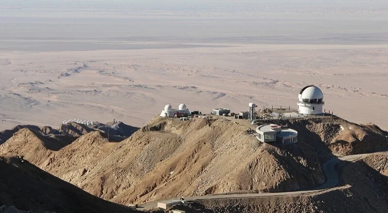الصين تخطط لإنشاء أكبر مرصد فلكي في العالم على قمة جبل بقدرات غير مسبوقة