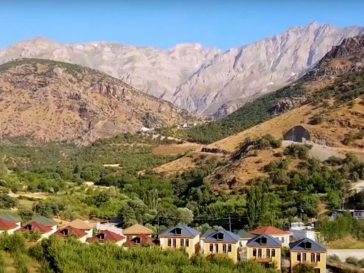 فرق إنقاذ ومروحية محتملة.. جهود مكثفة لإنقاذ بيشمركة عالق في منطقة جبلية بسوران