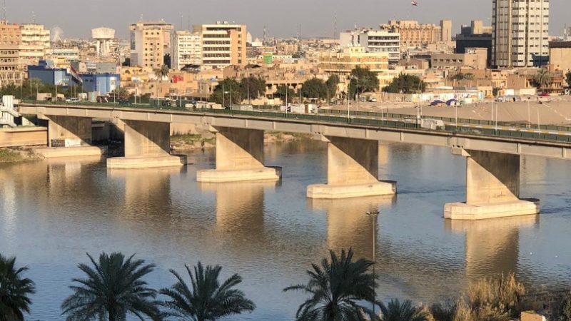 مديرية المرور العامة تعلن قطع جسر الجمهورية وسط بغداد وتحويل حركة السير إلى طرق بديلة