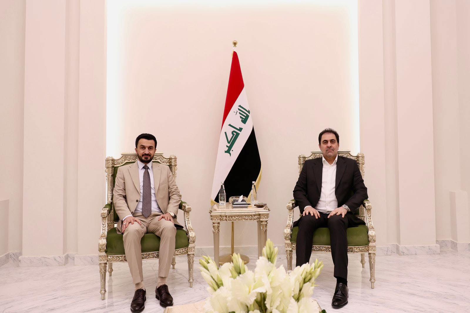 المندلاوي يؤكد لوزير الاتصالات دعمه الكامل لعمل الوزارة والخطط الرامية لتطوير قطاع الاتصالات