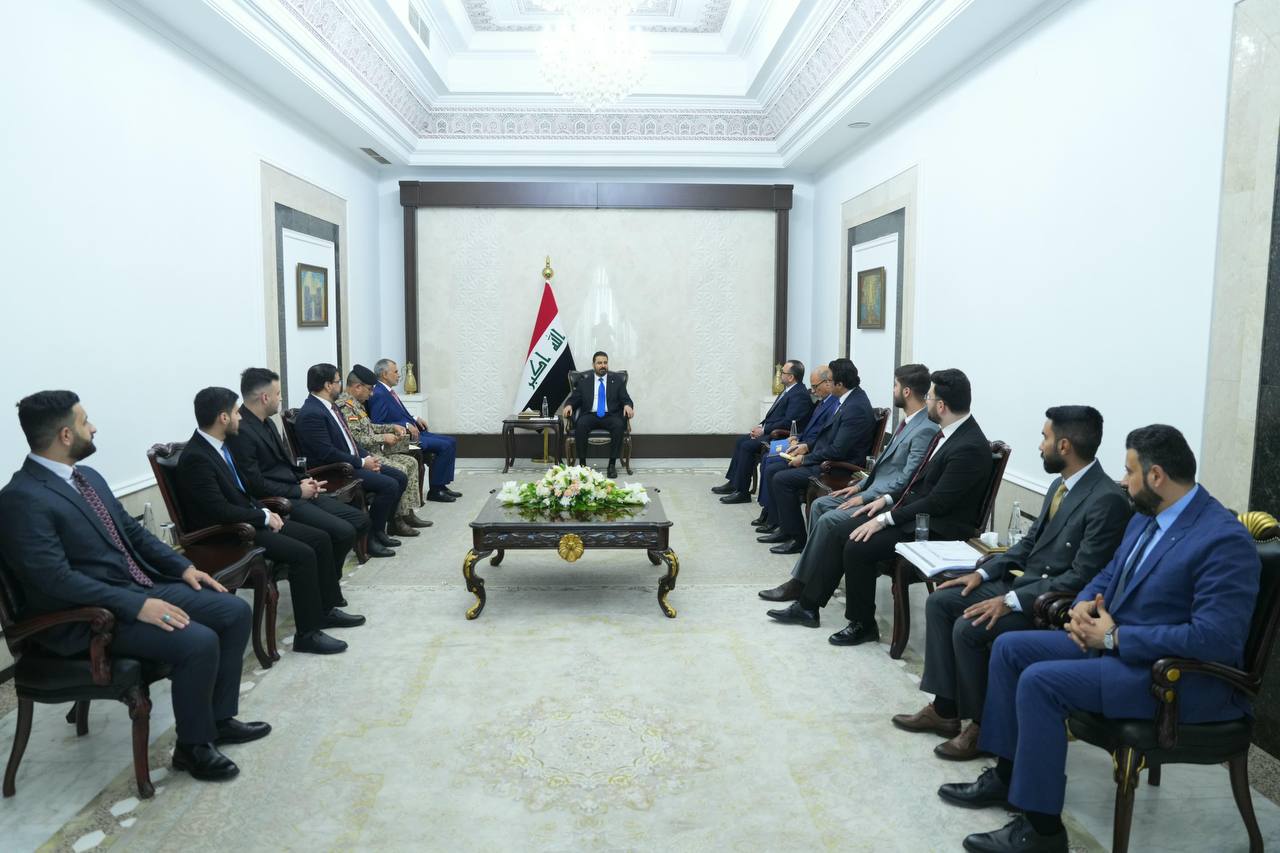 الزيدي يستقبل ممثلي الأطباء المقيمين الدوريين العاملين في مؤسسات الصحة