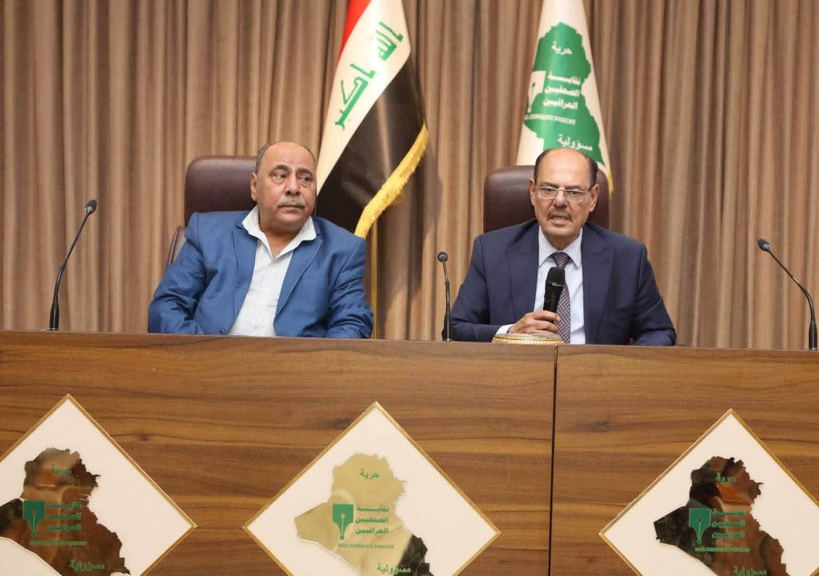 نقابة الصحفيين تبحث مع رؤساء تحرير الصحف آليات دعم الصحافة الورقية واستدامة صدورها
