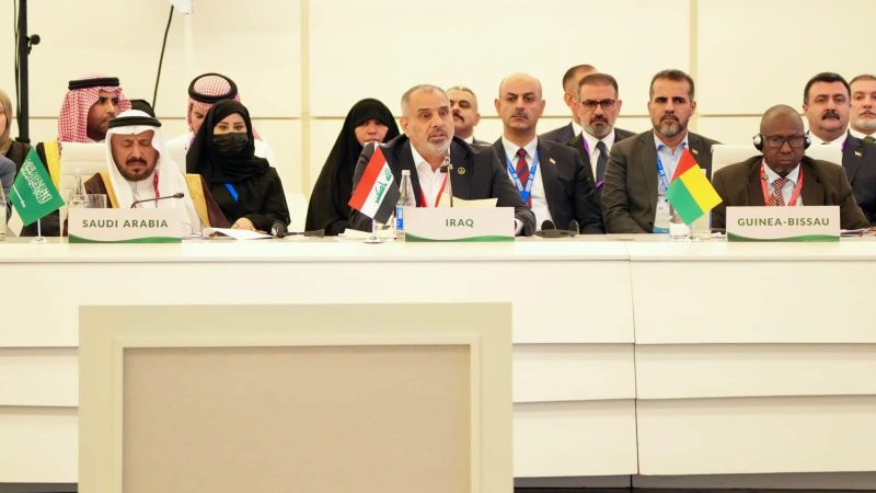فيحان يدعو من باكو إلى موقف إسلامي موحد لحماية قضايا الأمة وتعزيز التكامل بين الدول الإسلامية