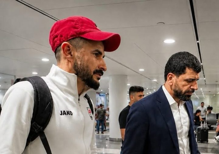 مصور المنتخب العراقي مُنع من دخول أمريكا.. تفاصيل خضوع أيمن حسين للاستجواب في مطار شيكاغو