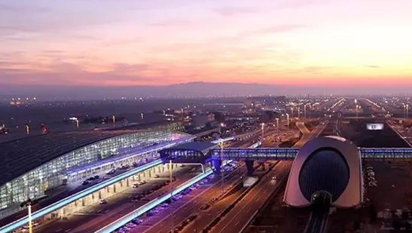 استئناف الرحلات في مطار الإمام الخميني الدولي وهبوط طائرات تقل حجاجاً من السعودية